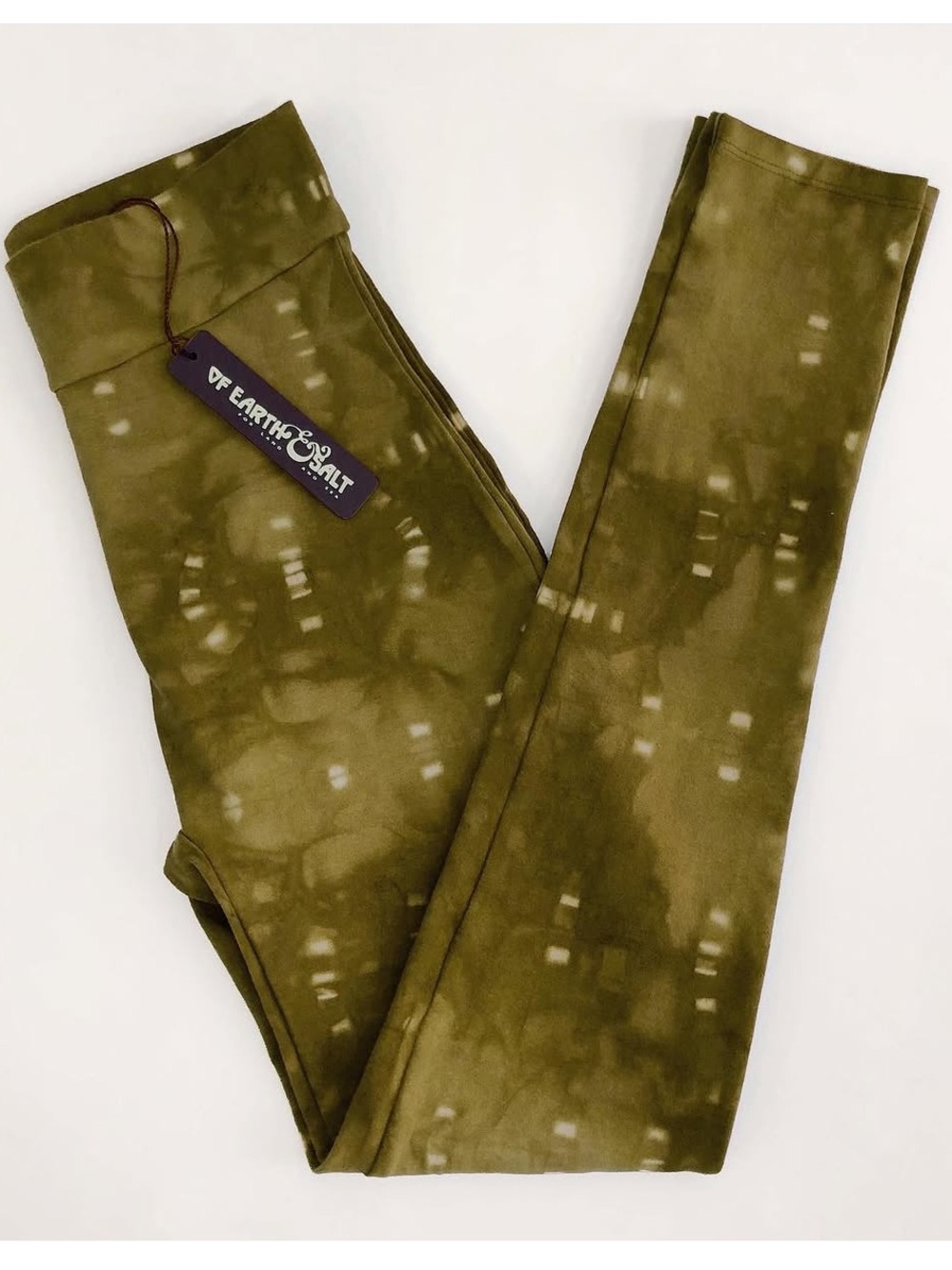 NWT- Of earth & salt hand-dyed nirvana leggings in color Avocodo